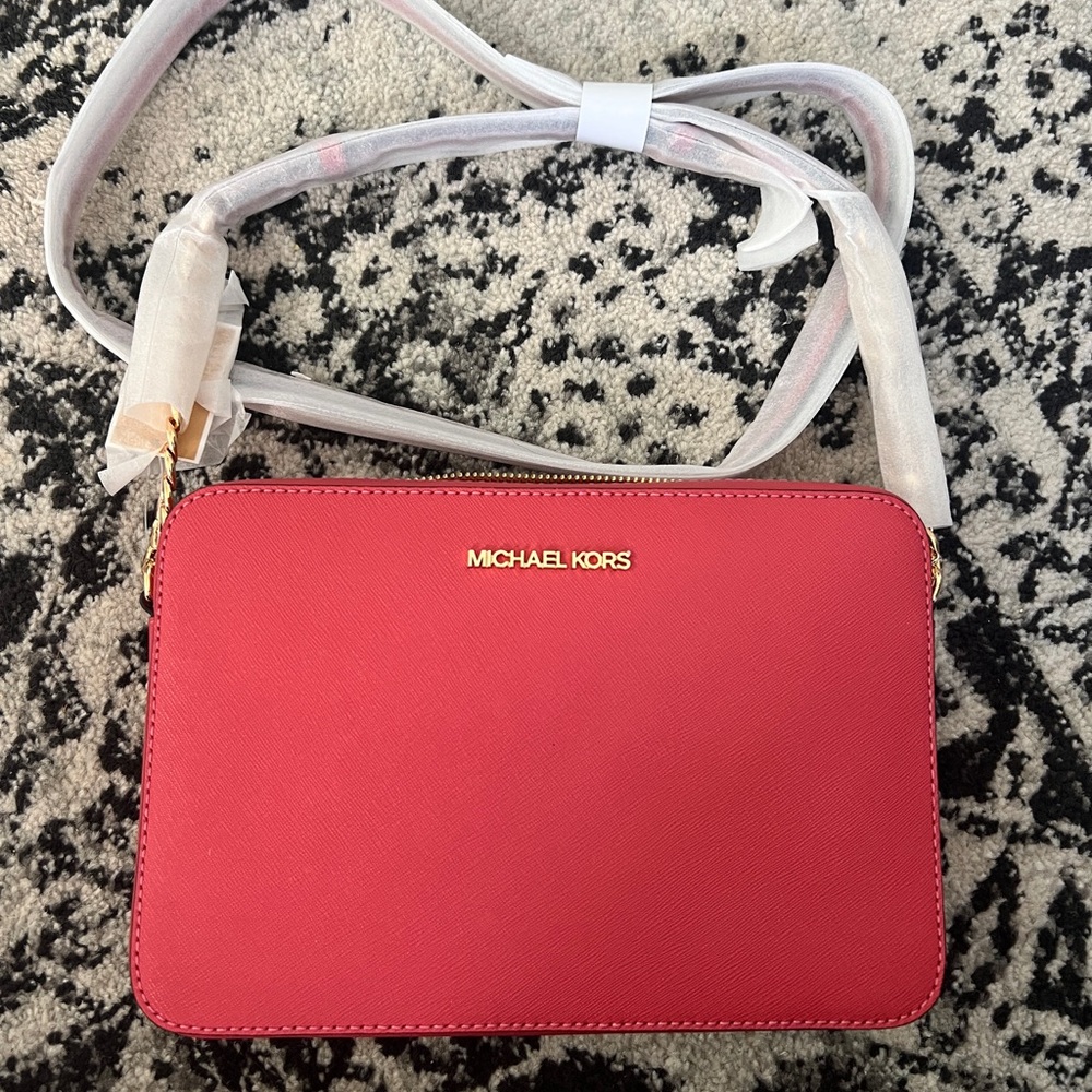 Gorgeous Michael Kors Pink/ Red Crossbody Bag